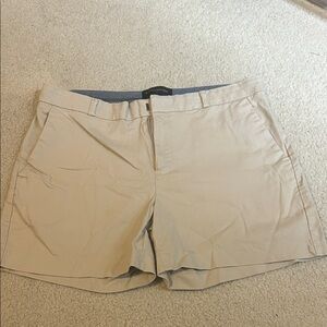 Banana Republic Women's Tan Flat Front Shorts